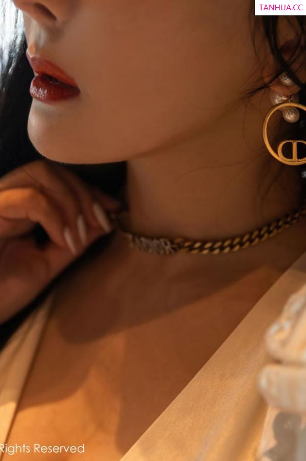 允薾  [XiuRen]高清写真图 2021.09.29 No.4020 允薾第47张图片